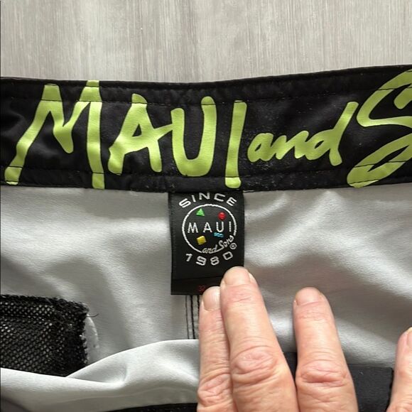 Maui and Sons Men's Brown Swim Shorts - Picture 2 of 8